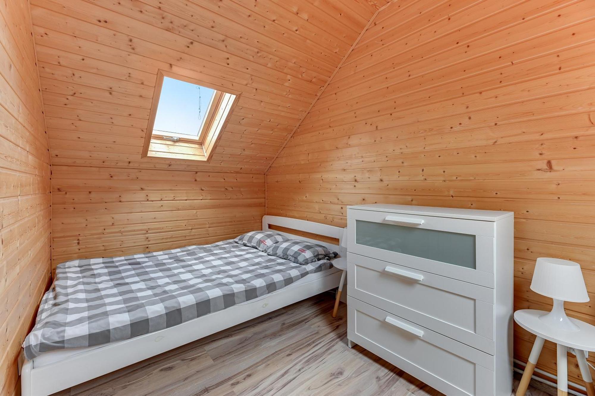 Domki I Pokoje Angelo Z Sauna I Jacuzzi- Karwia Exterior foto