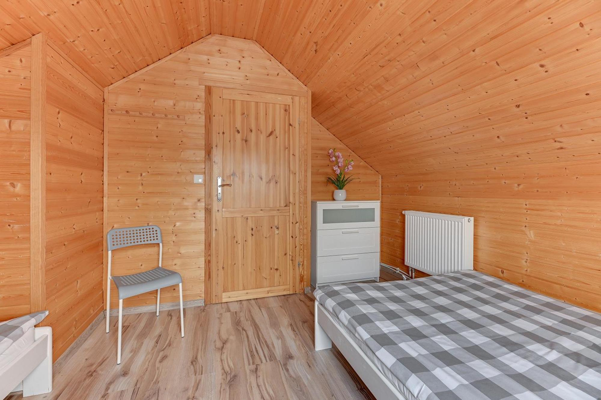 Domki I Pokoje Angelo Z Sauna I Jacuzzi- Karwia Exterior foto