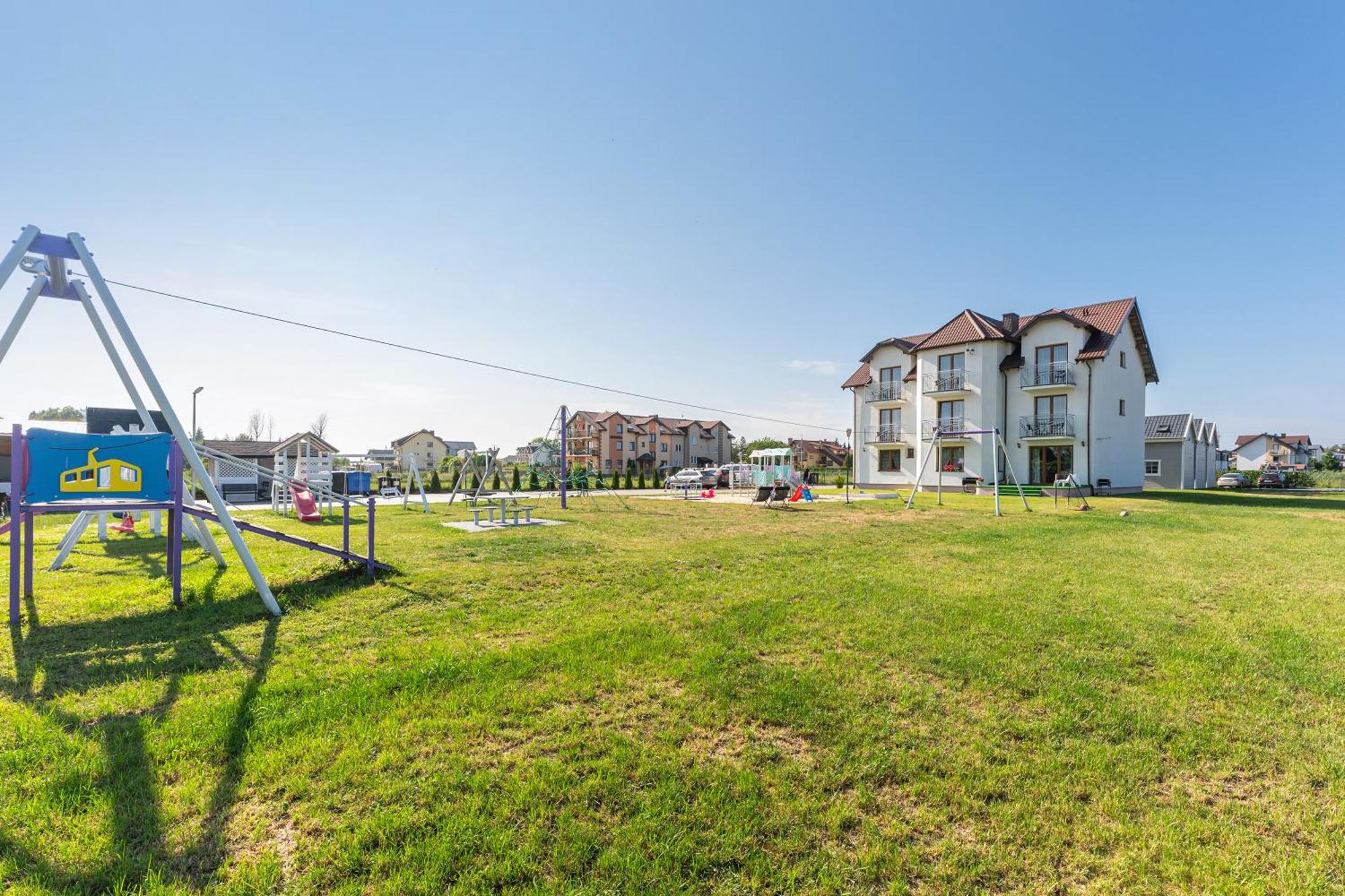 Domki I Pokoje Angelo Z Sauna I Jacuzzi- Karwia Exterior foto
